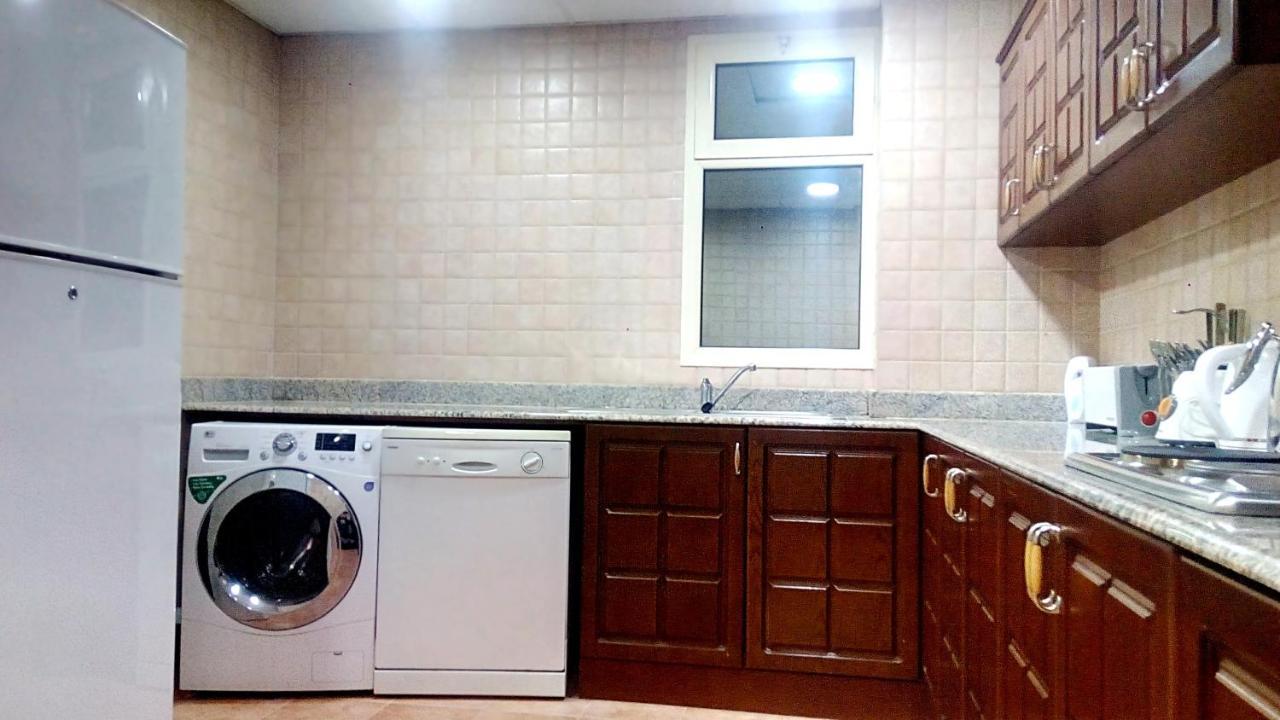 Appartement Zubara Plaza II à Manama Extérieur photo